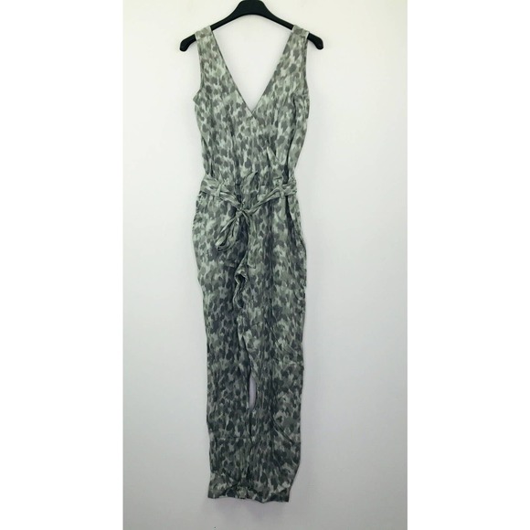 cloth & stone Pants - Cloth & Stone Women's XS Jumpsuit Gray Ikat Spotted Belted Surplice NWOT BG27